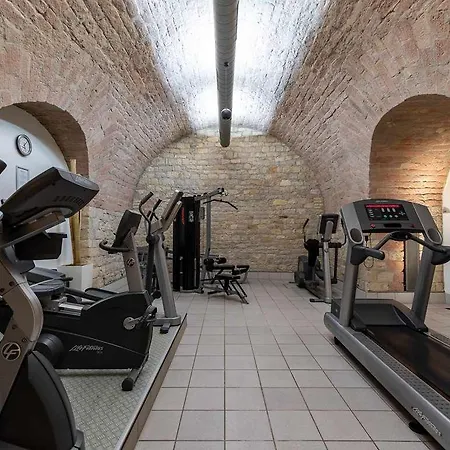 Отель Leonardo 4*