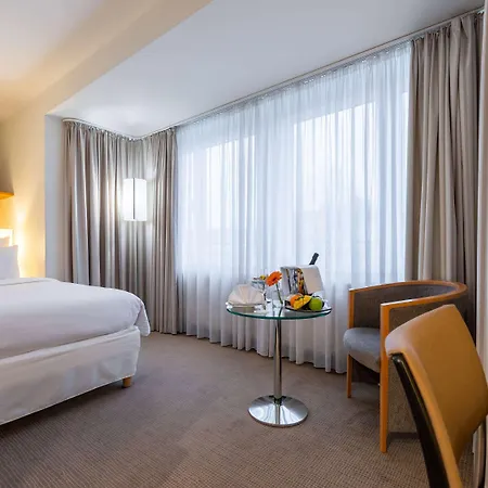 Novotel Hotel 4*