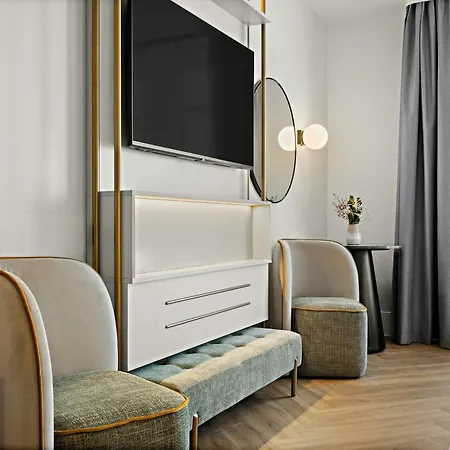 Hotel Leonardo