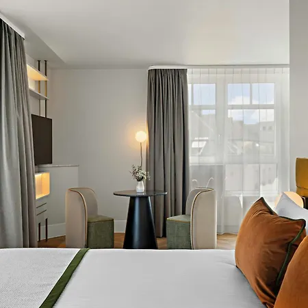Leonardo Hotel