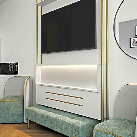 Hotel Leonardo