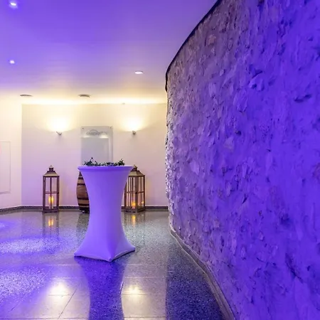 Novotel 4*